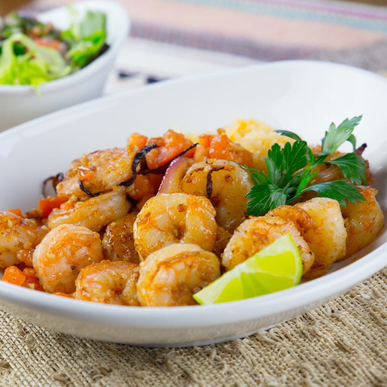 Savor Our Lunch Offerings